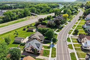 520 E 7th St, Red Wing, MN 55066 - Photo 4
