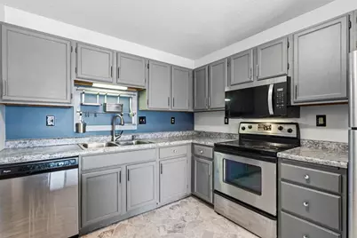 66 9th Street E #1614, Saint Paul, MN 55101 - Photo 14