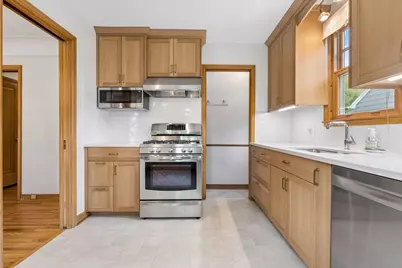 5544 Logan Avenue S, Minneapolis, MN 55419 - Photo 8