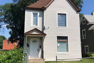 2825 15th Ave S, Minneapolis, MN 55407 - Photo 2