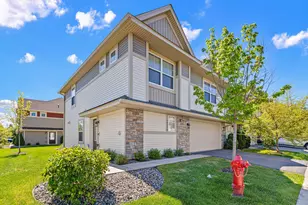 10270 Dallas Ln N, Maple Grove, MN 55369 - Photo 2