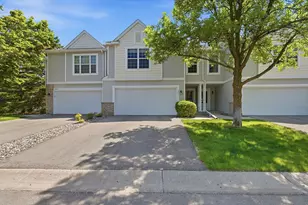 375 Wagon Wheel Ln, Chaska, MN 55318 - Photo 1