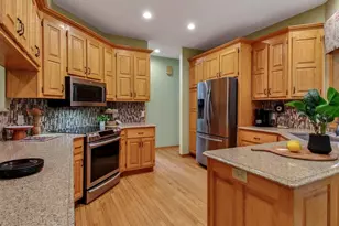 2957 E Princeton Ave, Eau Claire, WI 54703 - Photo 10