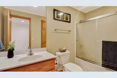 2957 E Princeton Avenue, Eau Claire, WI 54703 - Photo 30