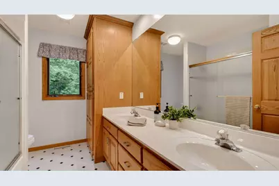 2957 E Princeton Avenue, Eau Claire, WI 54703 - Photo 24