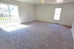 518 5 E Walnut St, River Falls, WI 54022 - Photo 6