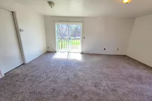 518 5 E Walnut St, River Falls, WI 54022 - Photo 4