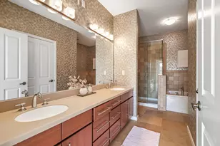 573 S 10th St, Minneapolis, MN 55404 - Photo 38