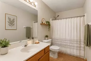 2888 Eagle Valley Dr, Woodbury, MN 55129 - Photo 36