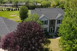 2888 Eagle Valley Dr, Woodbury, MN 55129 - Photo 2
