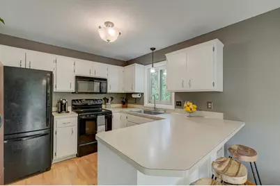 4466 Margaret Street, White Bear Township, MN 55110 - Photo 10