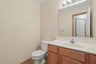 3560 Sterling Heights Dr, River Falls, WI 54022 - Photo 8