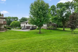 645 Portland Pl, Burnsville, MN 55337 - Photo 22
