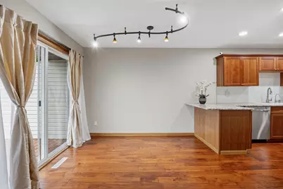 645 Portland Place, Burnsville, MN 55337 - Photo 6