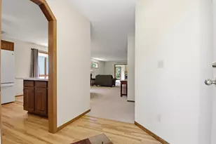 2510 9th St SW, Willmar, MN 56201 - Photo 6