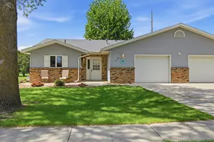 2510 9th St SW, Willmar, MN 56201 - Photo 1