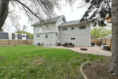 1533 16th Street S, Fargo,  58103 - Photo 2