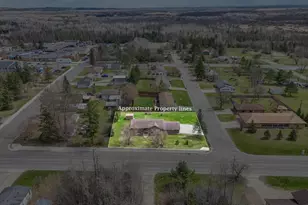 904 Division St, Deer River, MN 56636 - Photo 4