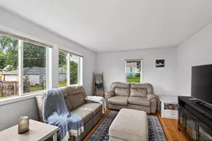 1843 Montana Ave E, Saint Paul, MN 55119 - Photo 14