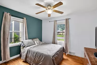 1843 Montana Avenue E, Saint Paul, MN 55119 - Photo 22