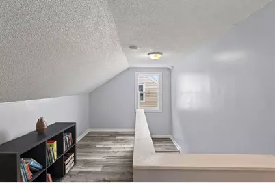1843 Montana Avenue E, Saint Paul, MN 55119 - Photo 16