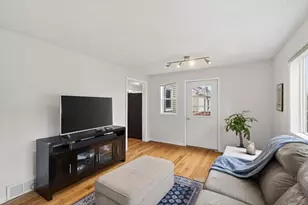 1843 Montana Ave E, Saint Paul, MN 55119 - Photo 12