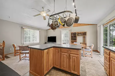 932 Hillside Avenue SW, New Prague, MN 56071 - Photo 8