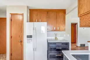 3110 39th Ave NE, Saint Paul, MN 55421 - Photo 12
