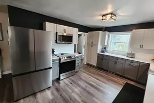 1055 141st St, Pipestone, MN 56164 - Photo 8