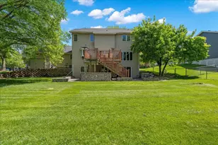 139 Ridge Way, Mahtomedi, MN 55115 - Photo 30