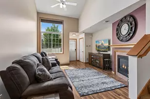 6420 Lakota Tr, Circle Pines, MN 55014 - Photo 2