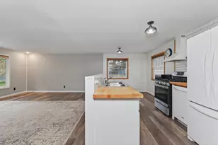 2109 Strader Dr, Grand Rapids, MN 55744 - Photo 10