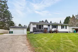 2109 Strader Dr, Grand Rapids, MN 55744 - Photo 2