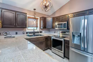 129 Hemlock Pl, Vadnais Heights, MN 55127 - Photo 22