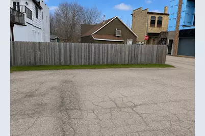 111 Wabasha Avenue NE, Warroad, MN 56763 - Photo 8