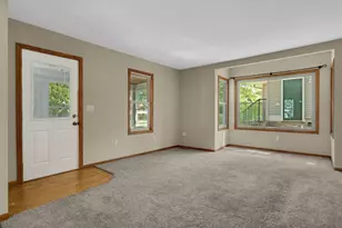 832 Bailey St, Hastings, MN 55033 - Photo 6