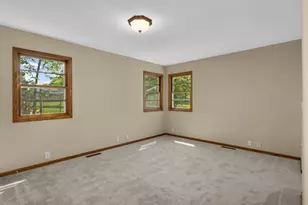 832 Bailey St, Hastings, MN 55033 - Photo 20