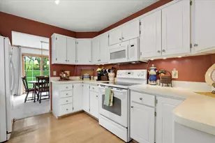 5267 Silver Maple Cir, Minnetonka, MN 55343 - Photo 8