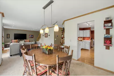 5267 Silver Maple Circle, Minnetonka, MN 55343 - Photo 4