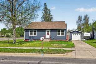 727 Ash St S, Sauk Centre Township, MN 56378 - Photo 2