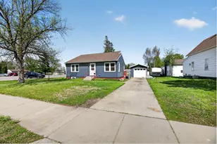 727 Ash St S, Sauk Centre Township, MN 56378 - Photo 4