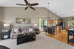 9007 Cheyanne Cir, Waverly, MN 55390 - Photo 4