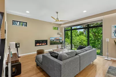 292 Vincent Avenue N, Minneapolis, MN 55405 - Photo 18