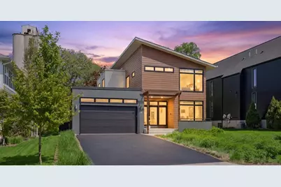 292 Vincent Avenue N, Minneapolis, MN 55405 - Photo 1