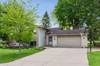 10805 99th Place N, Maple Grove, MN 55369 - Photo 1