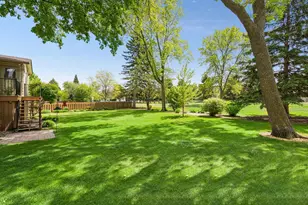 10805 99th Pl N, Maple Grove, MN 55369 - Photo 4