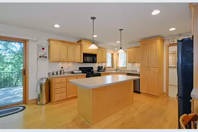 1470 N Mary Street N, Maplewood, MN 55119 - Photo 8