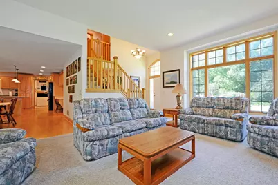 1470 N Mary Street N, Maplewood, MN 55119 - Photo 6