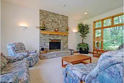 1470 N Mary Street N, Maplewood, MN 55119 - Photo 4