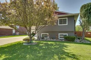 1317 35th Ave S, Moorhead, MN 56560 - Photo 4
